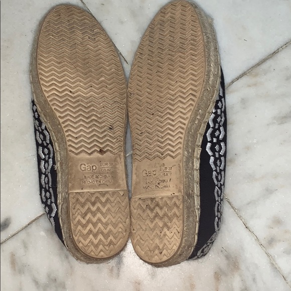 GAP Espadrilles - Picture 6 of 8